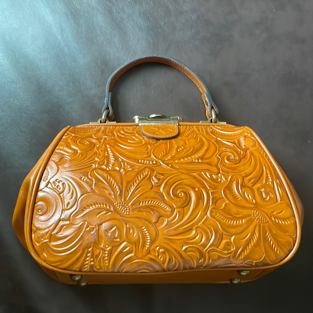 Patricia Nash Leather Purse